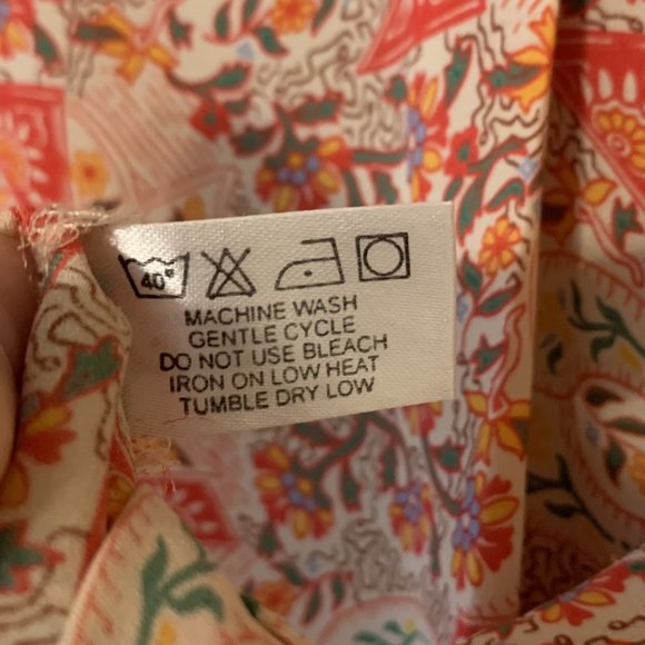 Violet + Claire Sleeveless Top Size Medium - Picture 4 of 7